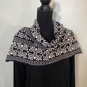Gina Rossi XL Black Sweater W/ White Pattern & Matching Cowl Neck Scarf